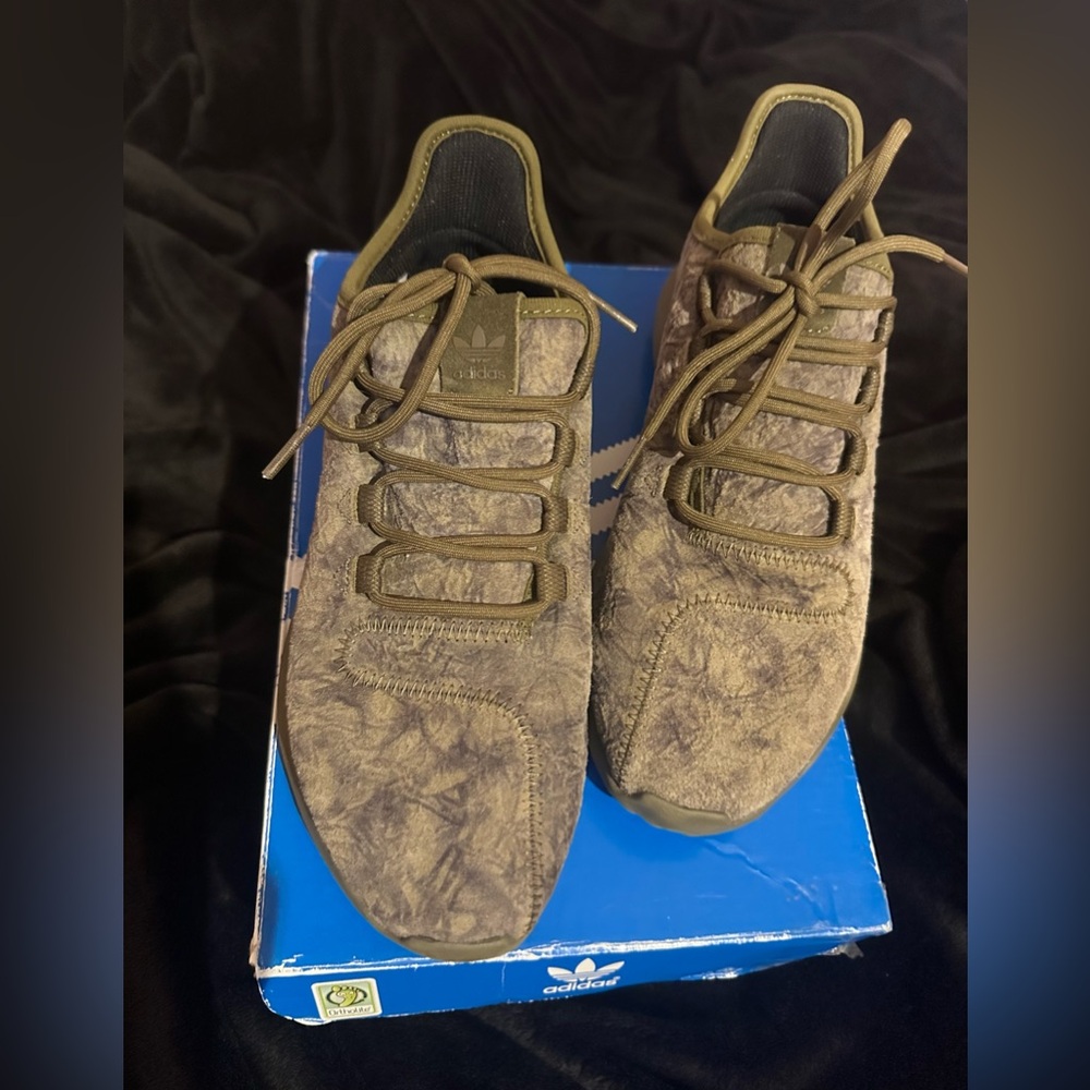 Adidas Women's Camo Olive Sneakers